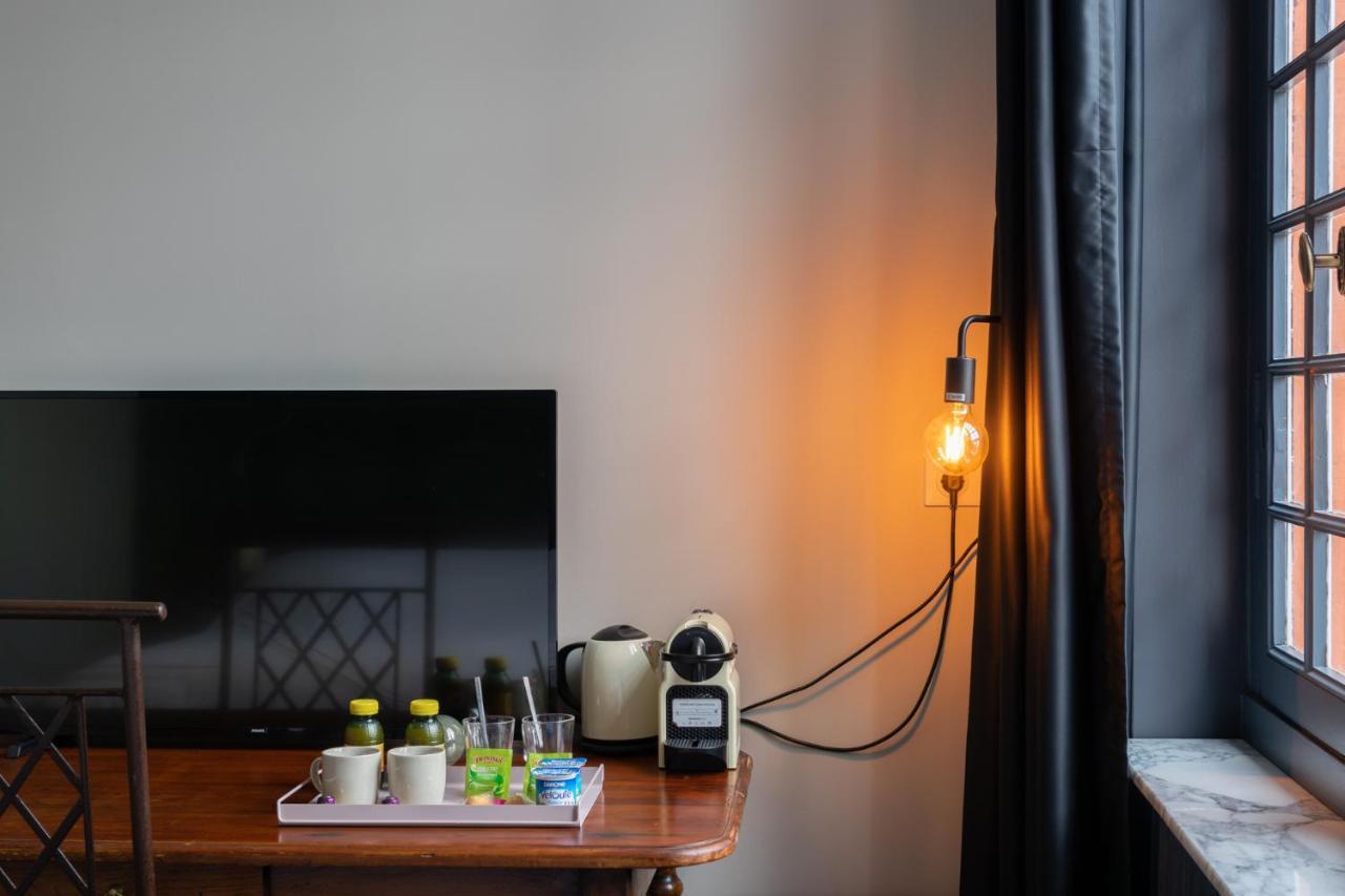 Hotel Une Chambre En Ville Тулуза Экстерьер фото