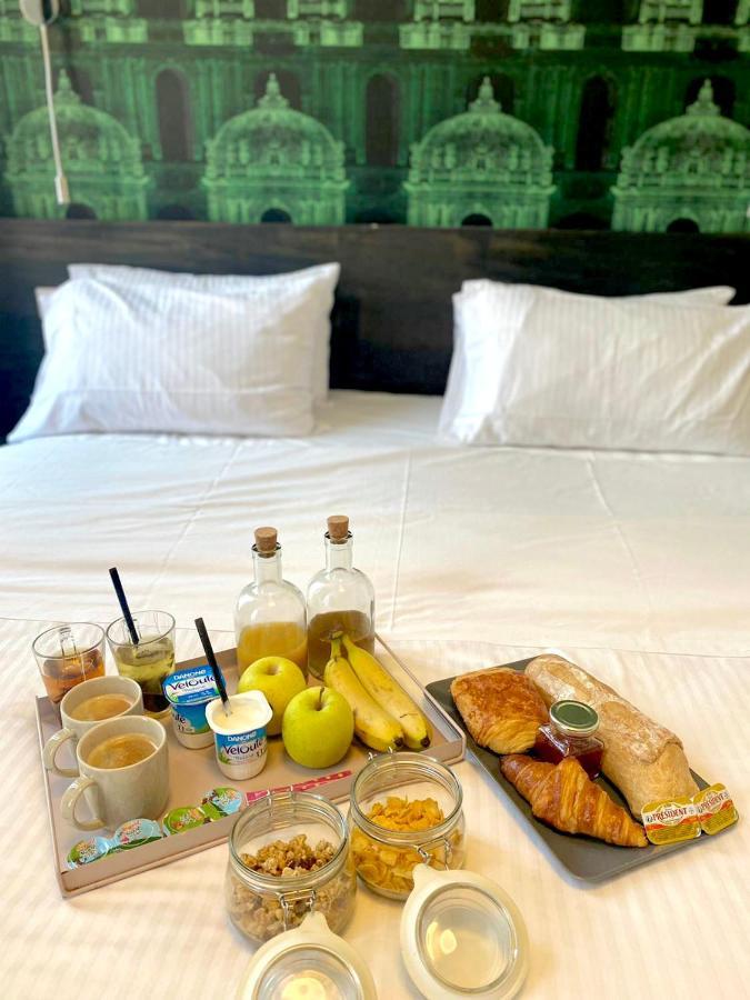 Hotel Une Chambre En Ville Тулуза Экстерьер фото